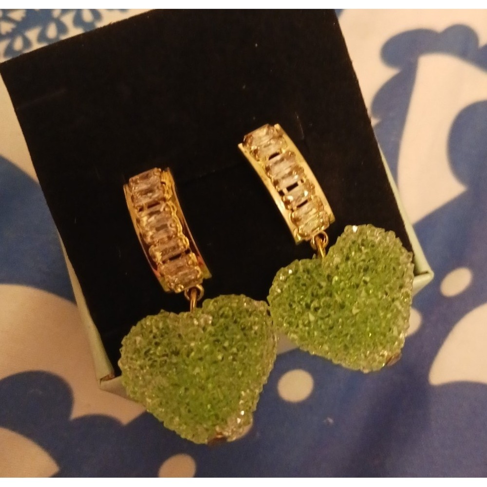 NEW‎ Green Crystal Sugar Heart Dangle Earrings
